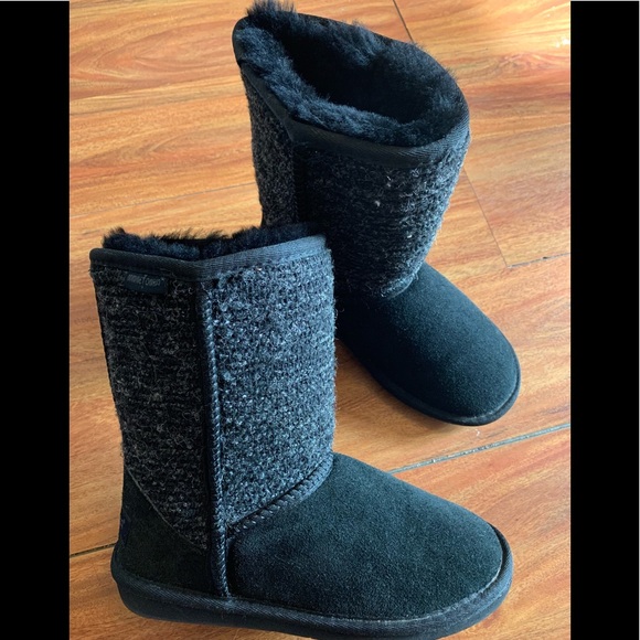 ✨3/$20 Minnetonka black Boots - Picture 1 of 7